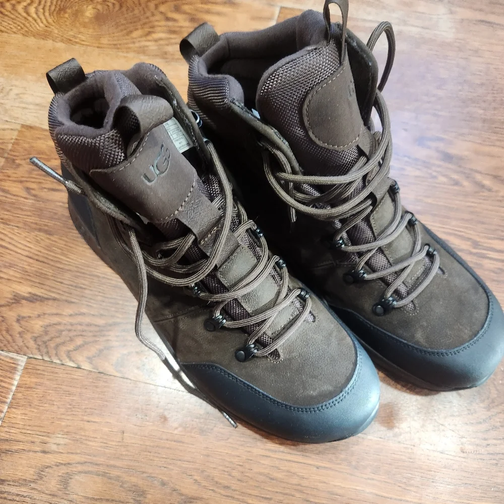 UGG EMMETT DUCK BOOT MID STOUT LEATHER WATERPROOF new MEN'S BOOTS US SIZE 12 - Picture 2 of 6